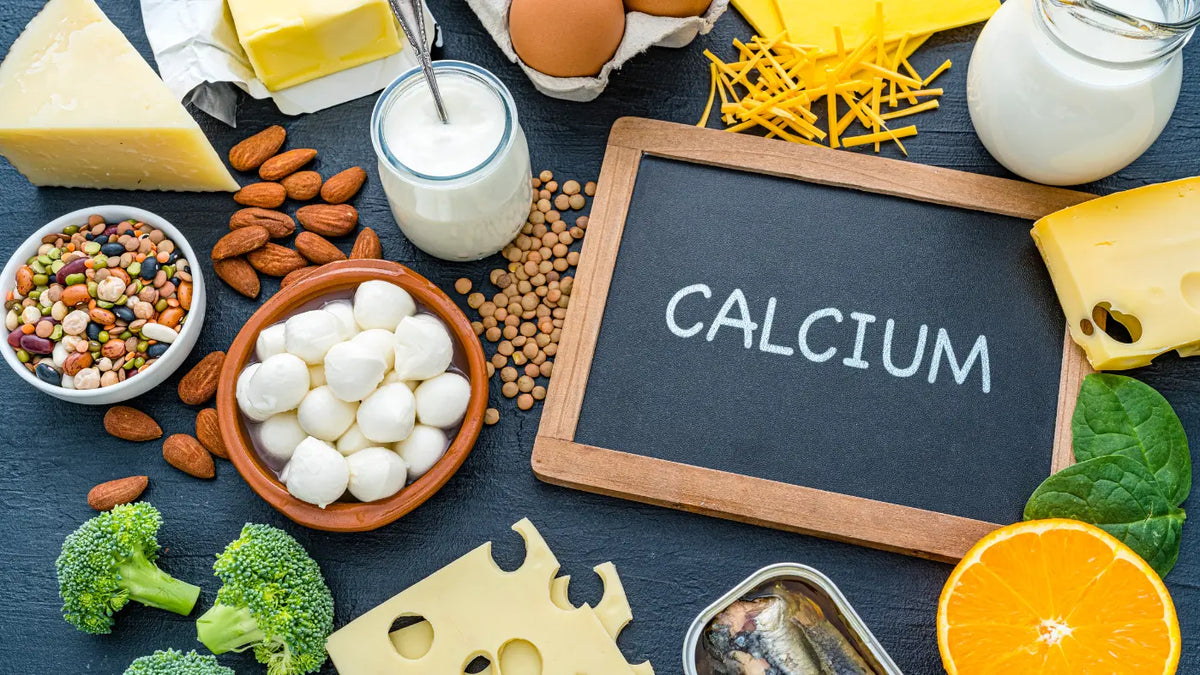 Ghidul calciului: efecte, simptome de deficiență și tot ce trebuie să știți